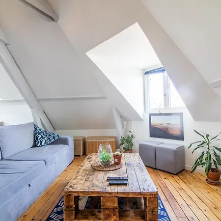 Neighbour's Flat Apartment *